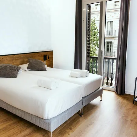 بيت ضيافة Fontanella House برشلونة