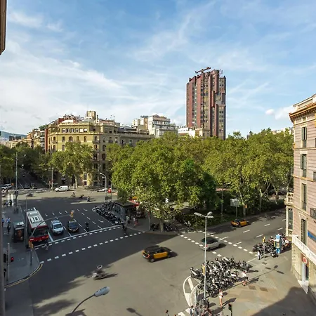 Fontanella House 2* برشلونة