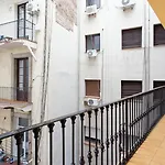 Fontanella House Affittacamere 2*