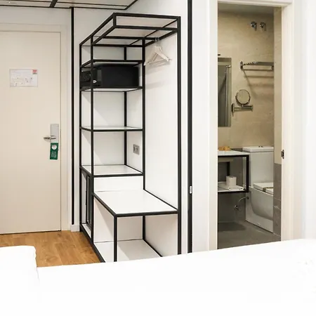 Guest house Fontanella House Barcelona