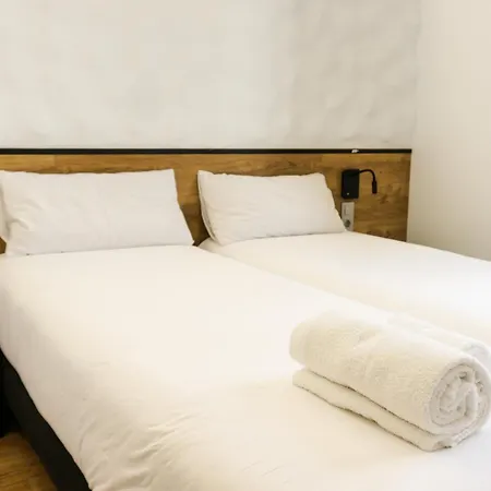 Guest house Fontanella House 2*